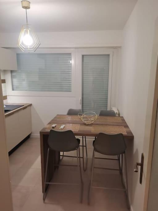 Superbe Appartement Neuf Et Moderne. Pau Buitenkant foto